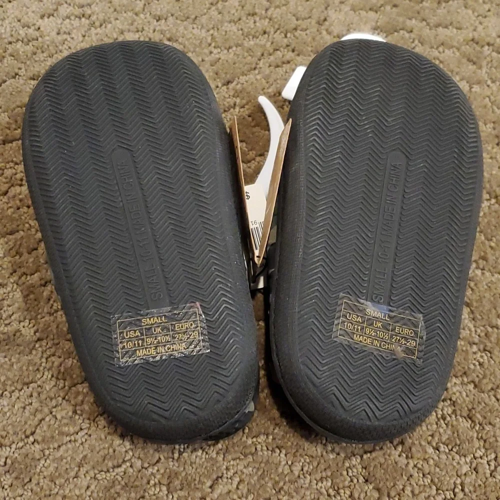 Boys Capelli of New York CAMO Puffy Quilted Slippers Size 10/11 1/2 3/4 NWT